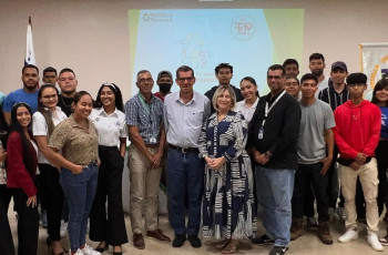 Conferencia “Tsunami Electrónico de desechos, en el marco de la Jornada UTP Panamá Oeste Recicla. 