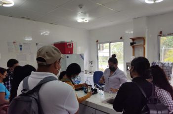Estudiantes de Saneamiento y Ambiente visitan planta potabilizadora de Penonomé