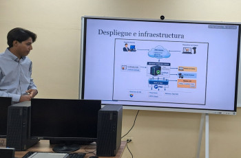 José Gutiérrez, estudiante de la Licenciatura en Ingeniería de Sistemas y Computación de la Facultad de Ingeniería de Sistemas Computacionales José Gutiérrez, estudiante de la Licenciatura en Ingeniería de Sistemas y Computación de la Facultad de Ingeniería de Sistemas Computacionales