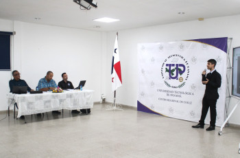 Sustentación de tesis del estudiante José de los Santos Jaén