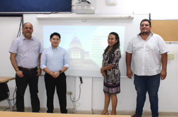 Sustentación de tesis de estudiante Juan Carlos González de la FIC
