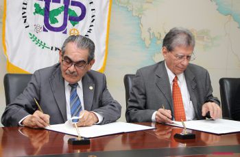 La firma de un Convenio Marco de Colaboración fue suscrito entre la UTP y Aeronáutica Civil.