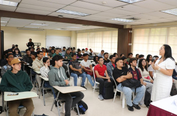 Estudiantes de la FIM.