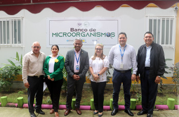 Visita al Banco de Reproducción de Microorganismos ubicado en la Extensión de Tocumen