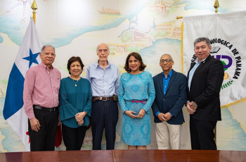 Foto grupal de la actividad.