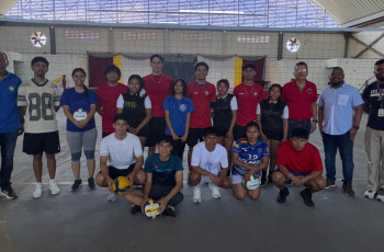 Equipo de Voleibol del centro Regional de Panamá Oeste participa en amistoso con la Universidad de Panamá. 